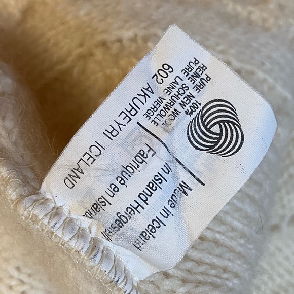 Alafoss Iceland 100% Wool Ivory Mock Turtleneck Oversized Sweater Small S - Picture 4 of 6